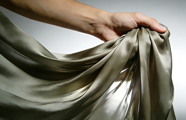 Rayakan dengan hangat peluncuran resmi situs web Shaoxing Echoes Textile Co., Ltd.!